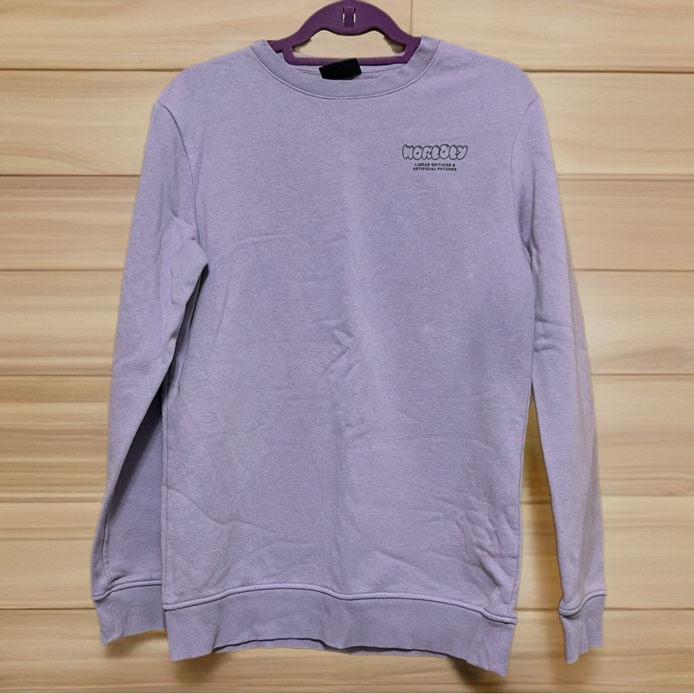 Lavender Crewneck Sweatshirt H&M Worldly Graphic Size Small